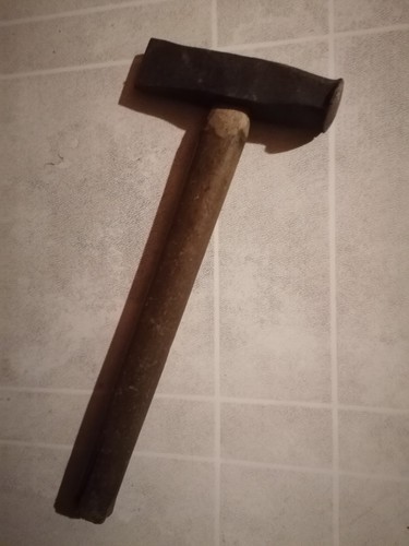 Alter hammer geschmiedet - hammer,
